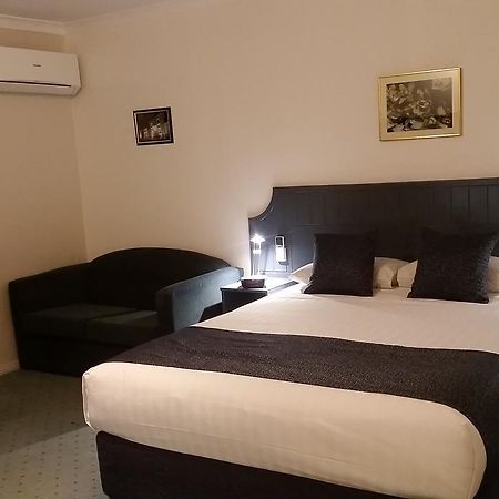 Ararat Southern Cross Motor Inn Bagian luar foto