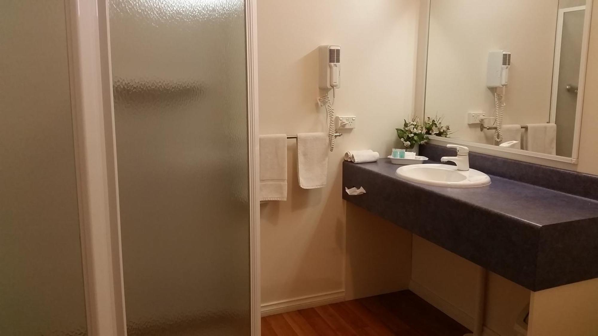 Ararat Southern Cross Motor Inn Bagian luar foto