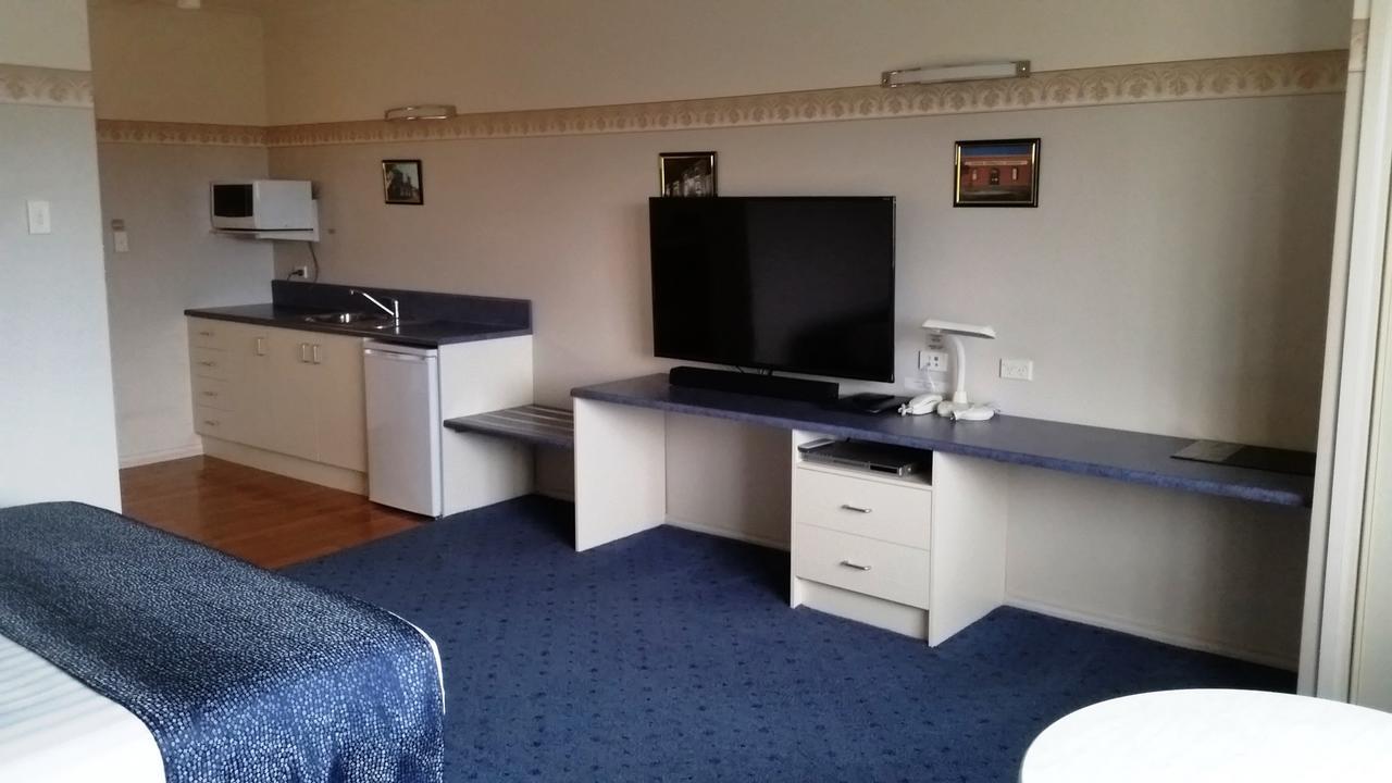 Ararat Southern Cross Motor Inn Bagian luar foto